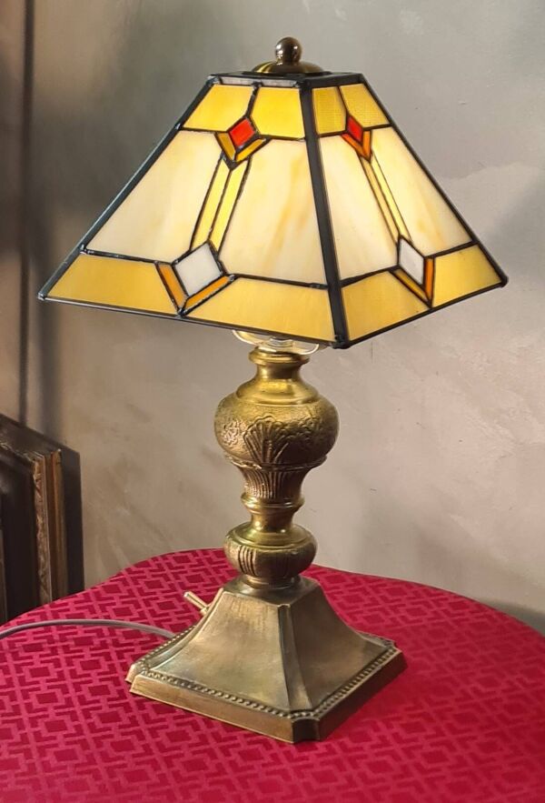 Lampe art deco bronze et laiton h40x30 abat jour style verre tiffany