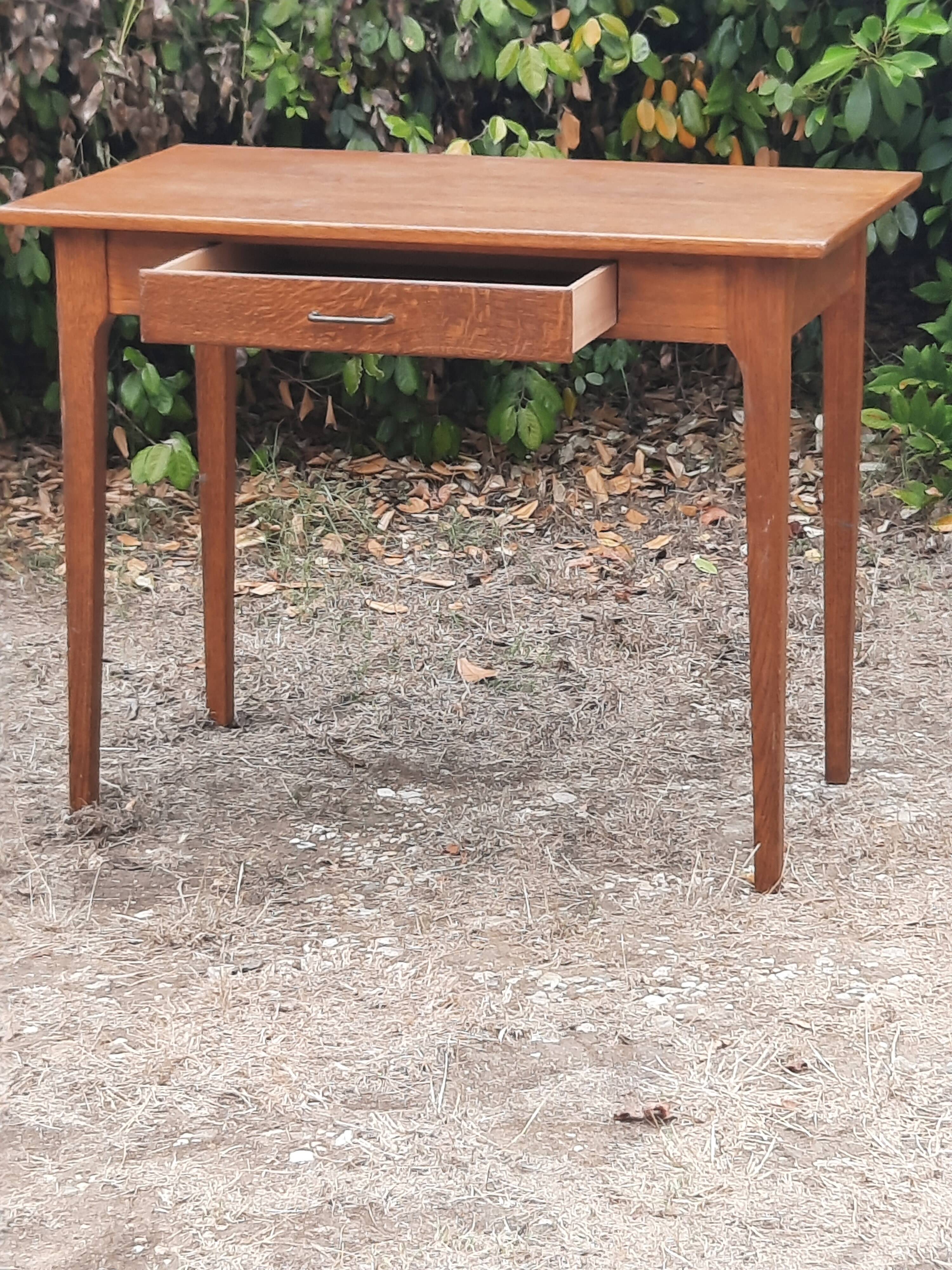 Table à écrire/table d'appoint