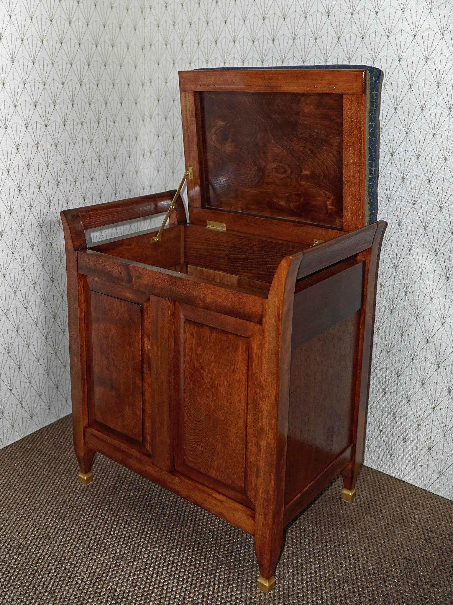 Tabouret coffre