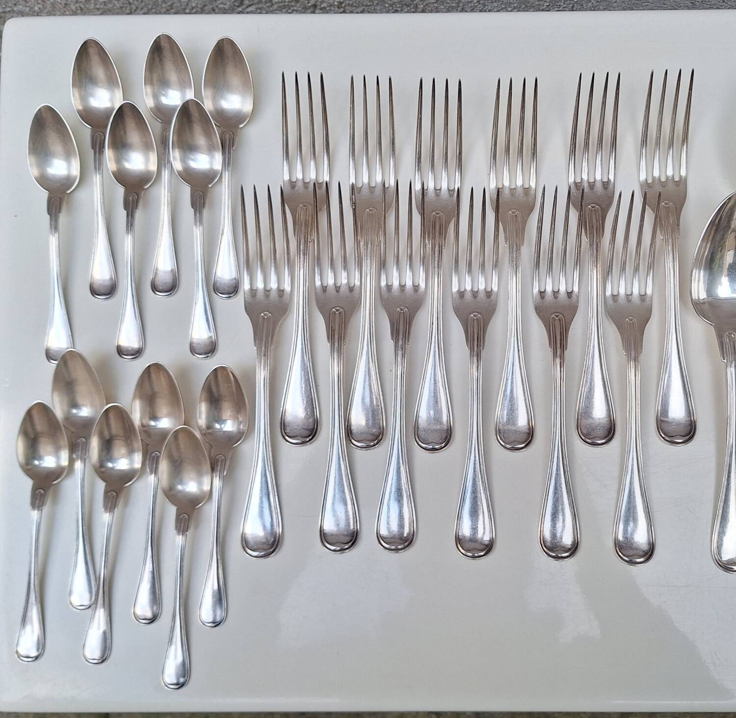 Partie de ménagère en métal argenté Christofle