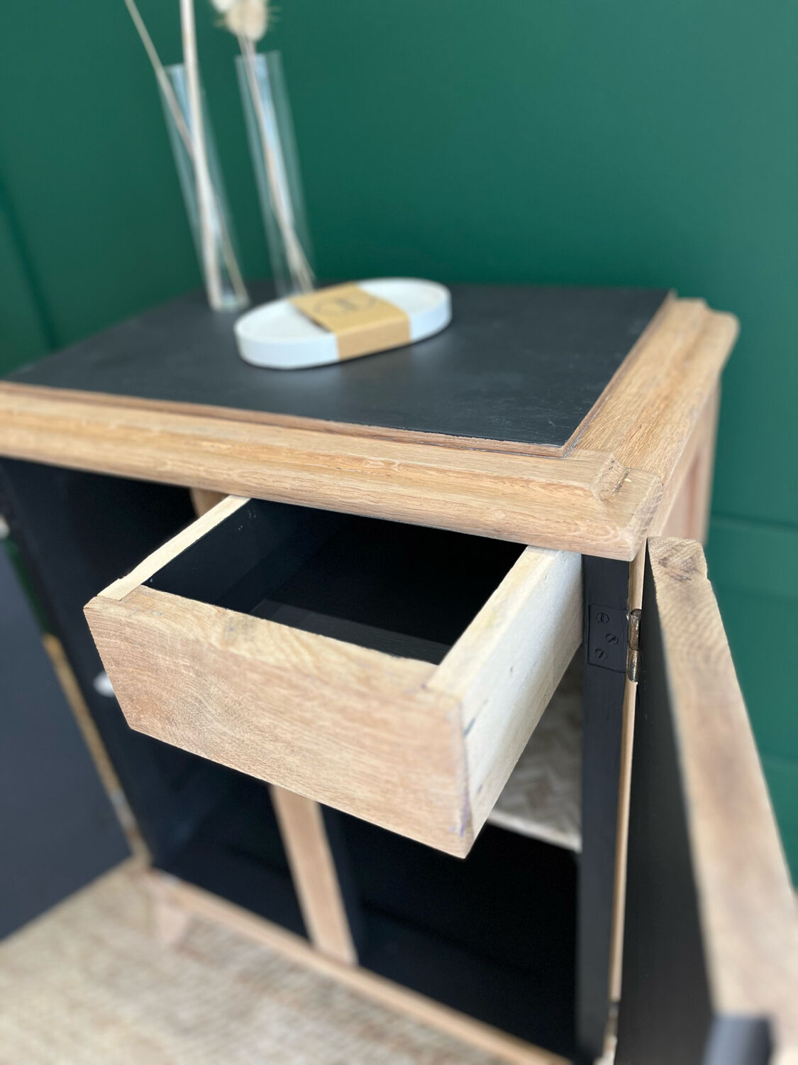 Bedside table raw solid wood