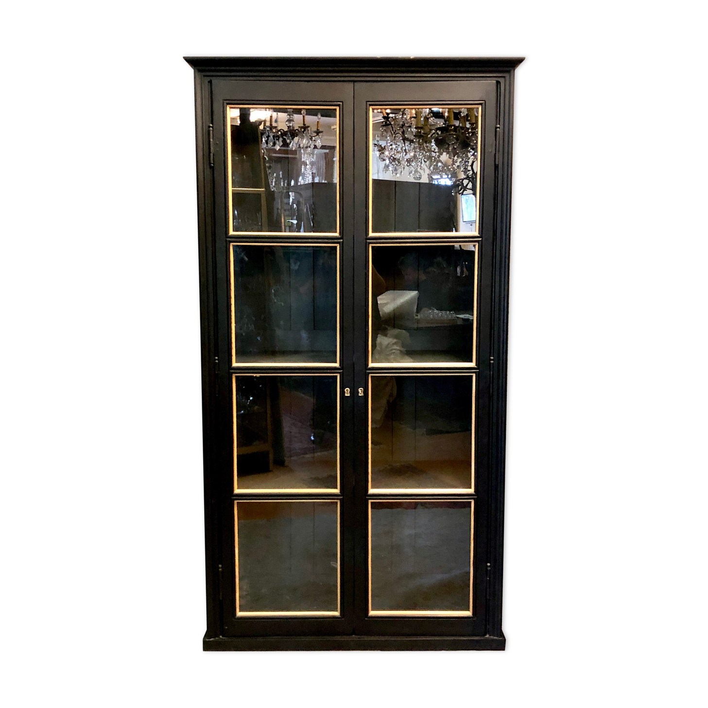 Vitrine noire. Travail d’ébéniste, XXe siècle