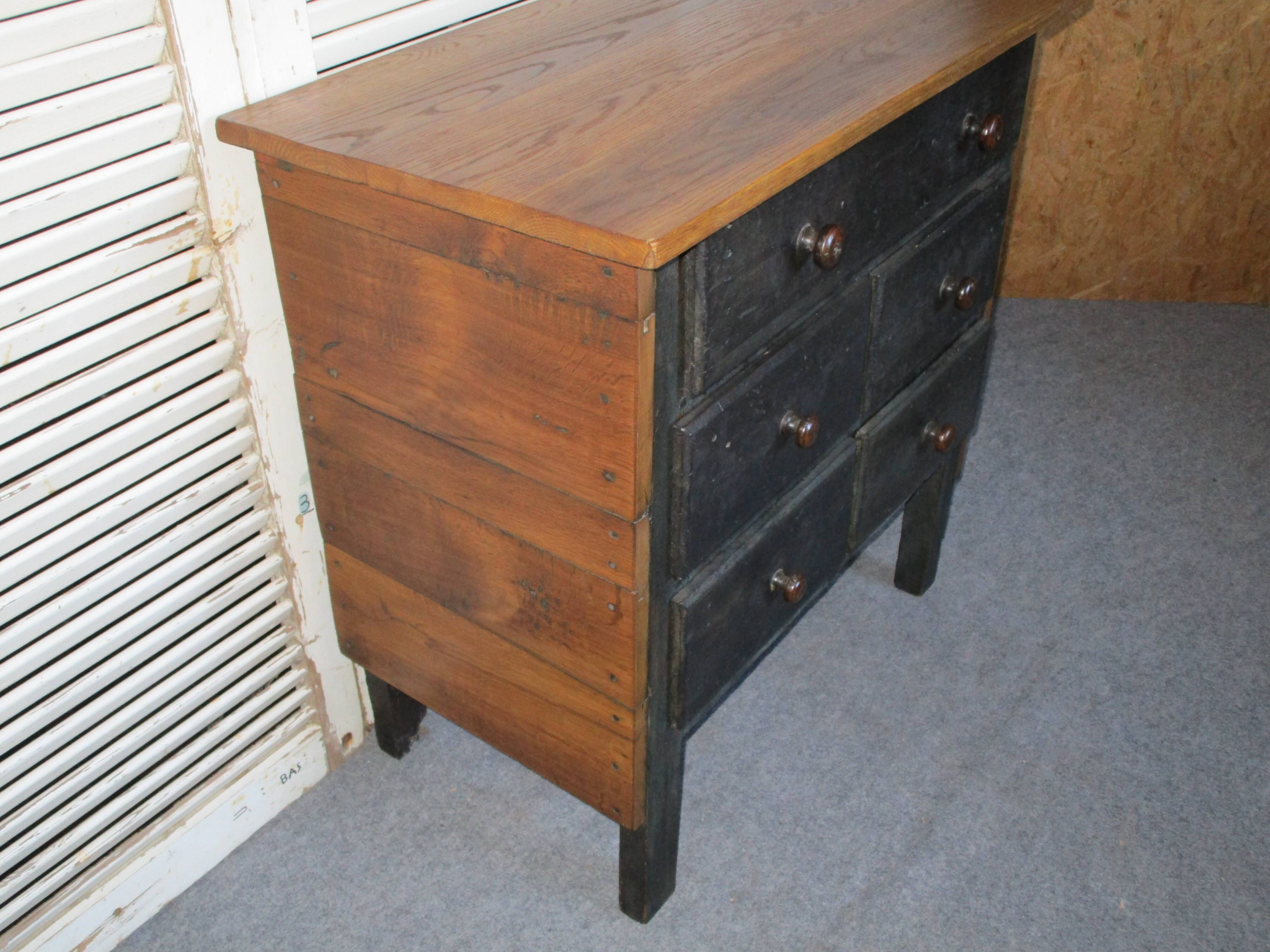 Old chest of drawers