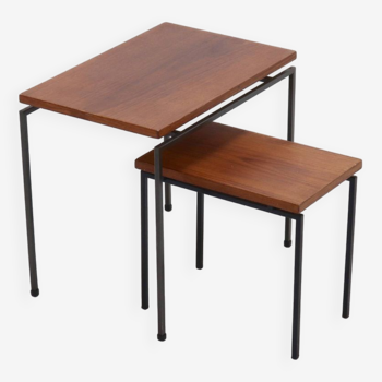 Ensemble de tables d'appoint hollandaises minimalistes en acier et teck 1960