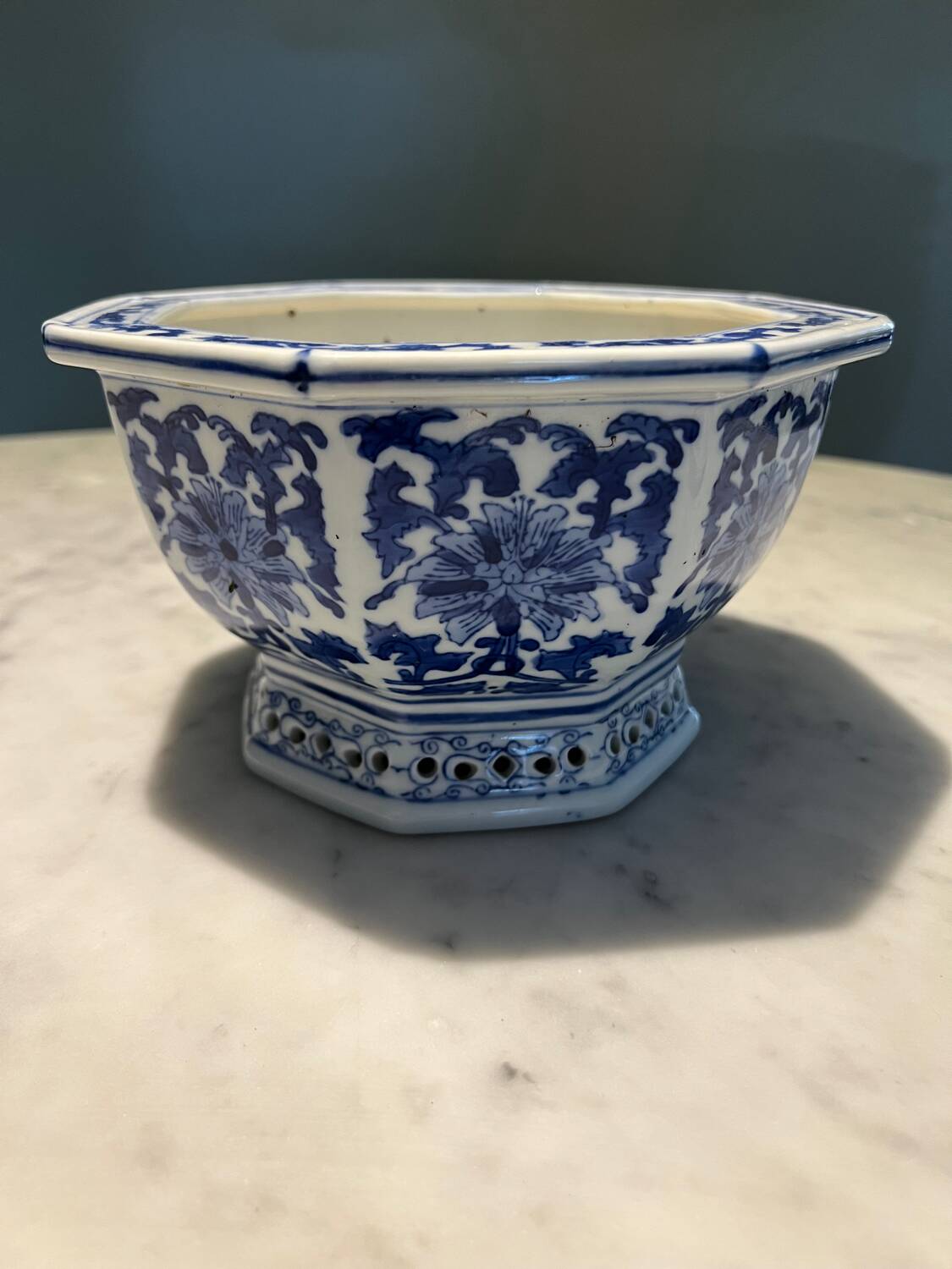 Antique pot for bonsai and orchids