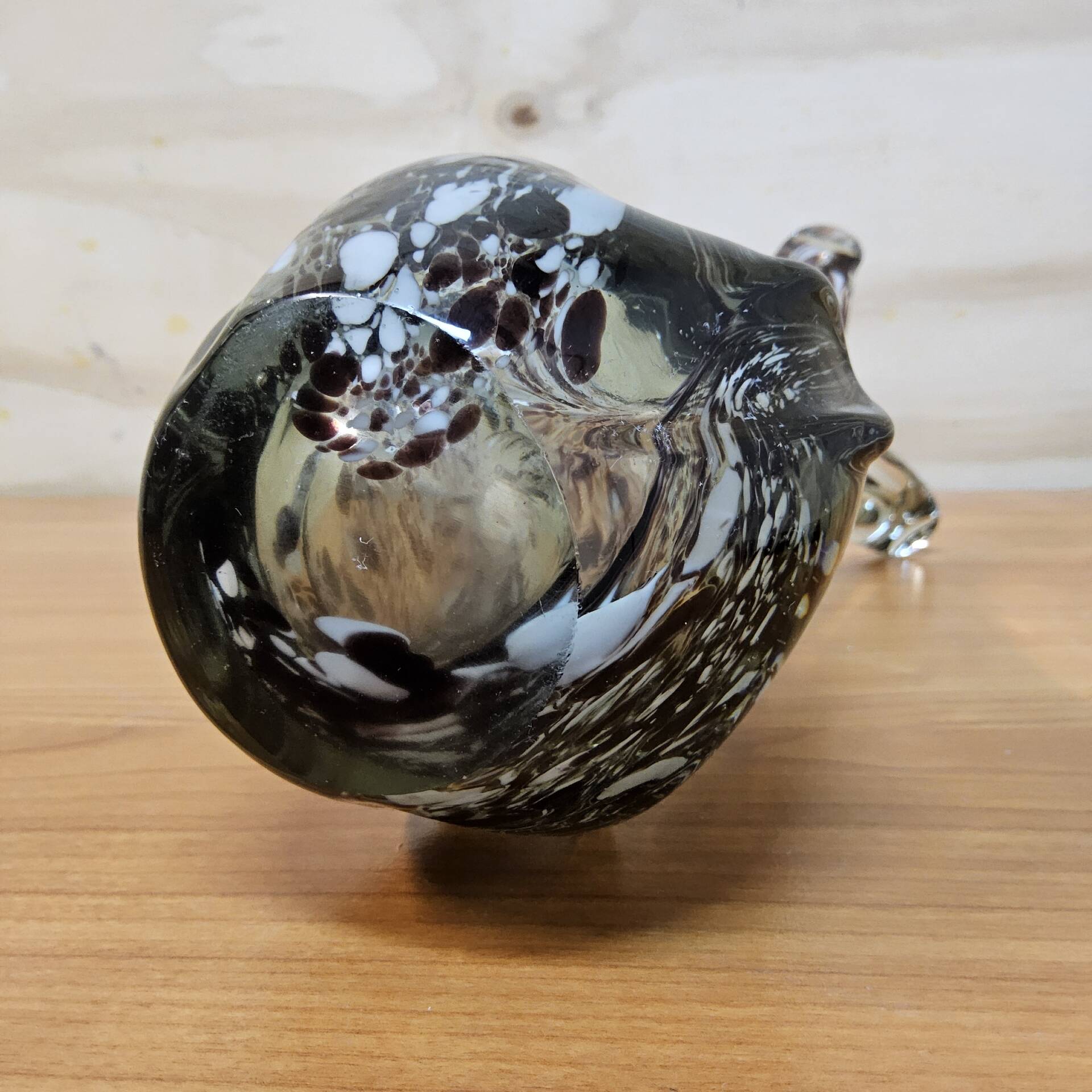 Vintage Murano glass vase, amber/white speckled finger vase
