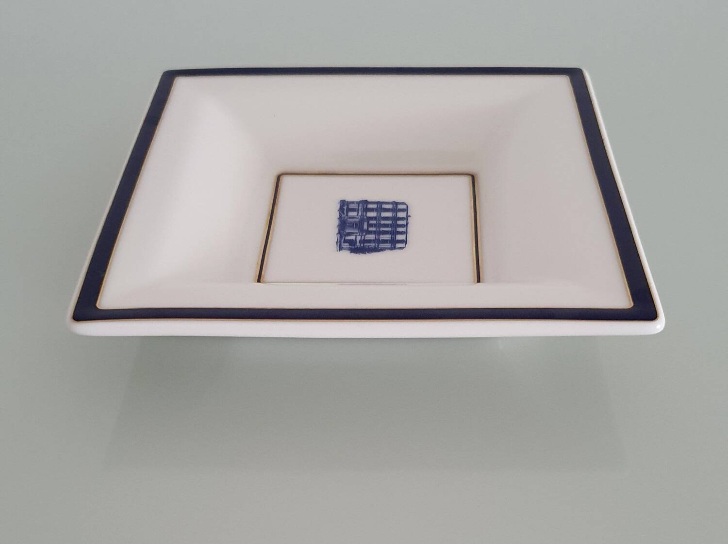 Villeroy and Boch pocket emptiers