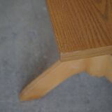 Swivelling tripod stool in elm, mid-century Danish design, 1970s.