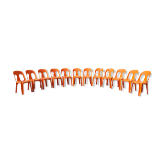 12 chaises plastic orange empilables