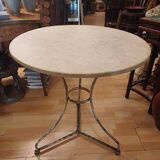 Large bistro pedestal table, 70 cm in diameter, circa 1900.