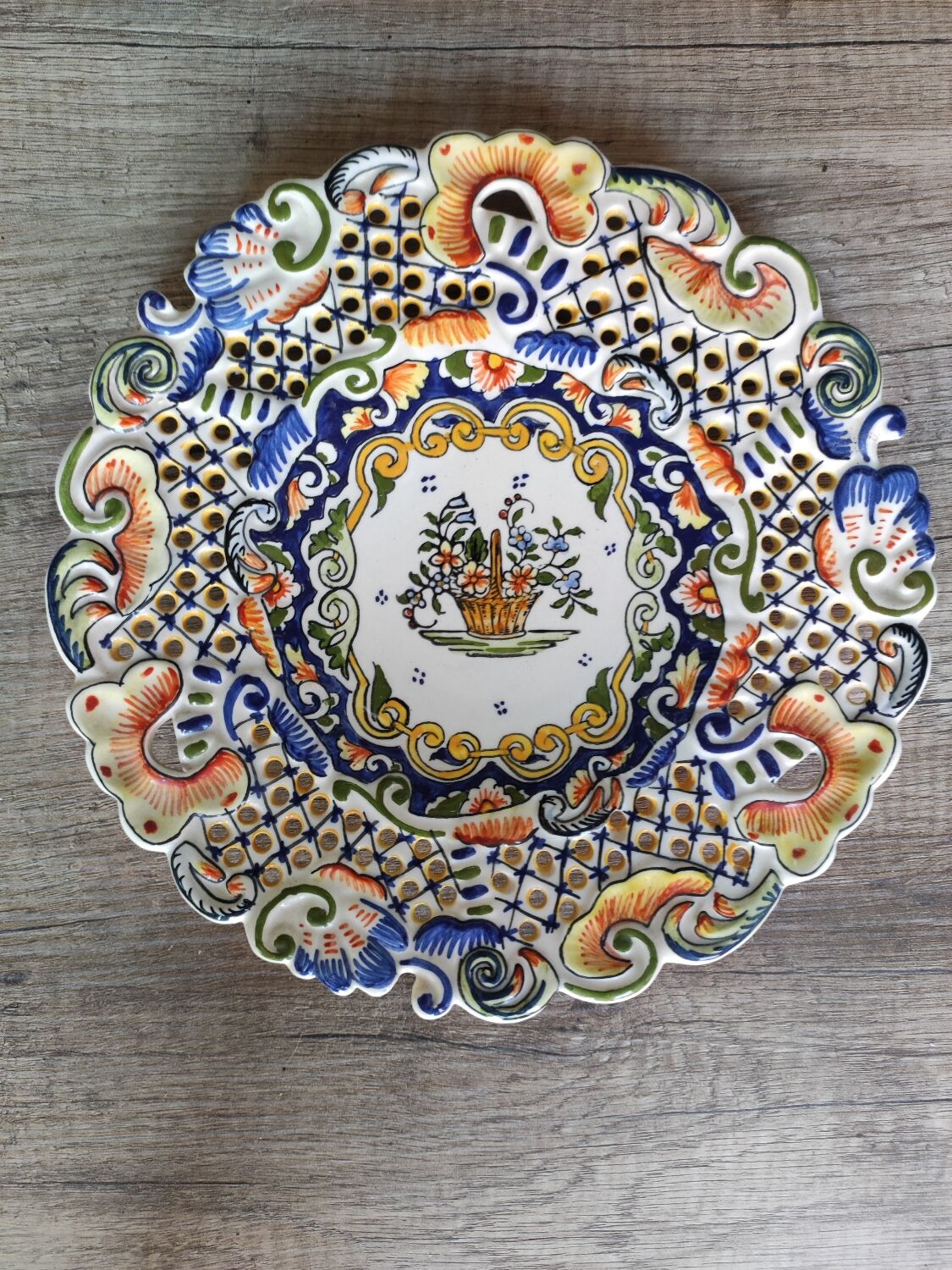 Assiette décorative Desvres