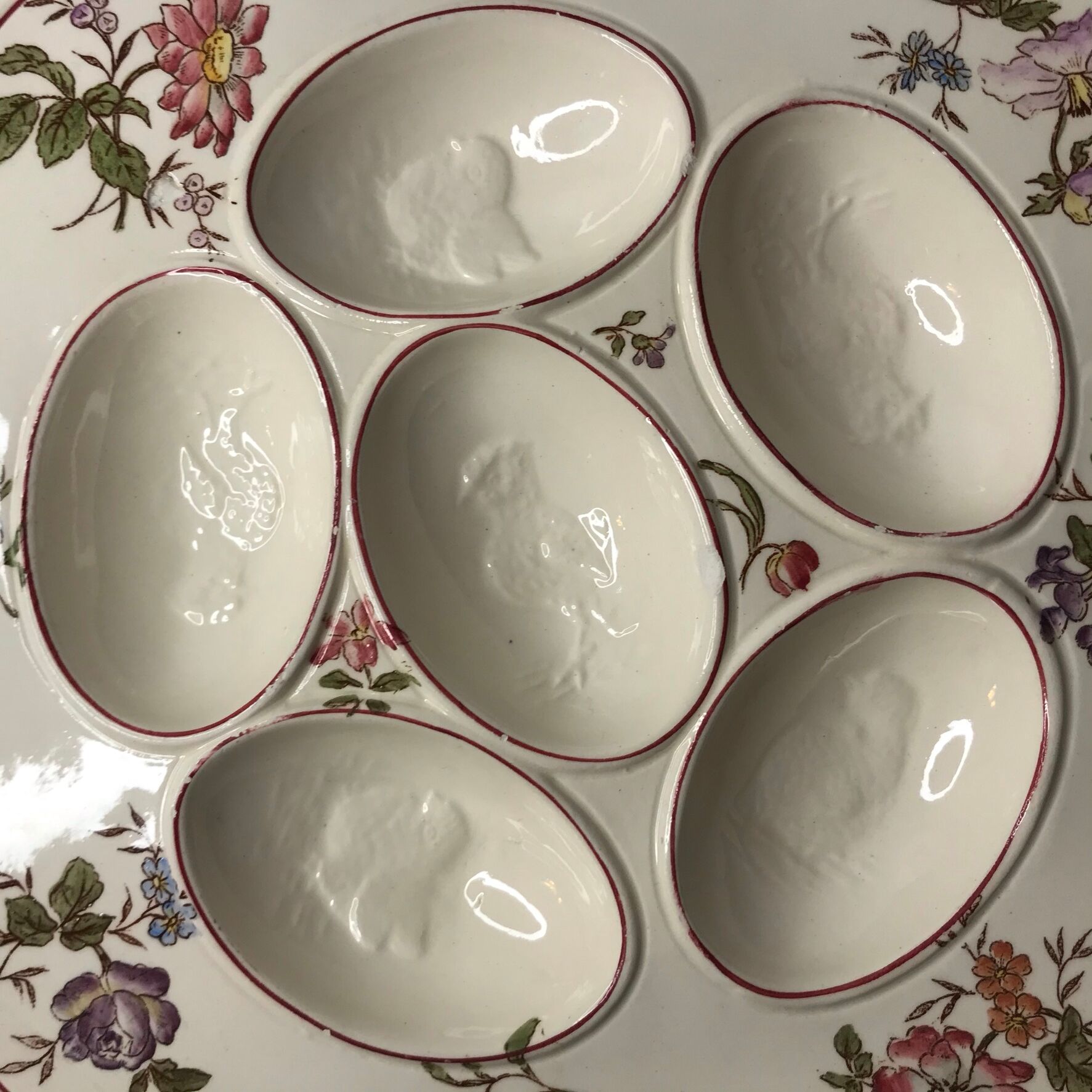 Old square plate longchamp XXth ceramic egg display