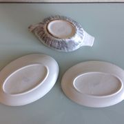 Two raviers and a white and grey cermal sauciere