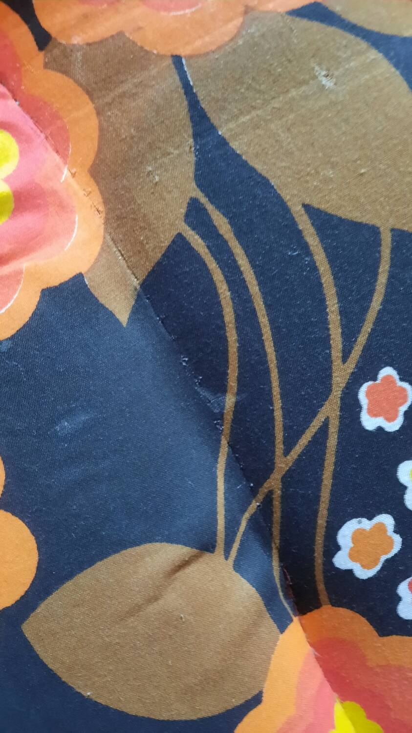 Vintage floral camping folder