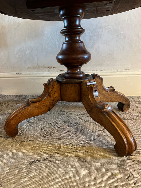 Guéridon ancien GM pied central