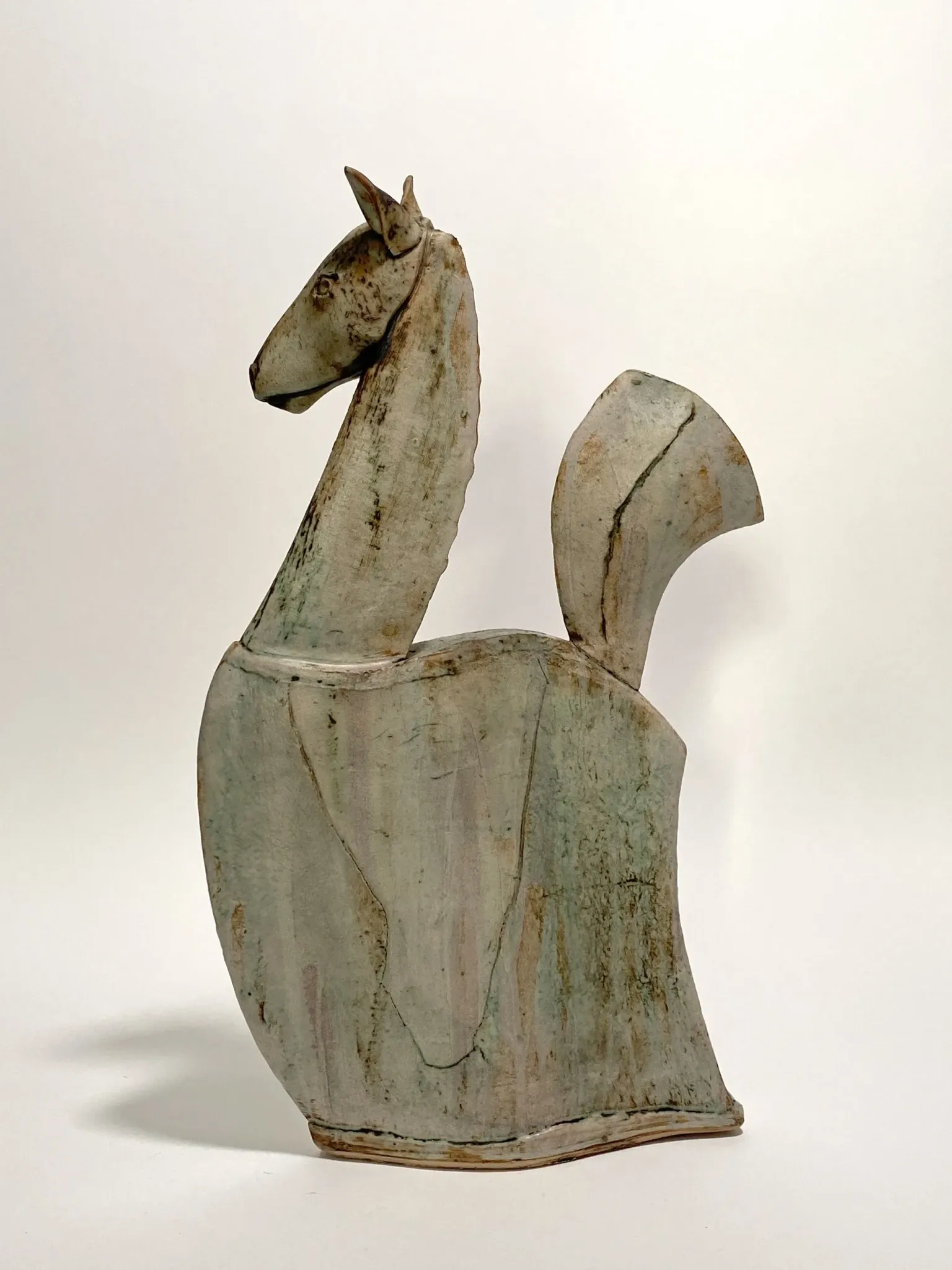 Sculpture de cheval en céramique