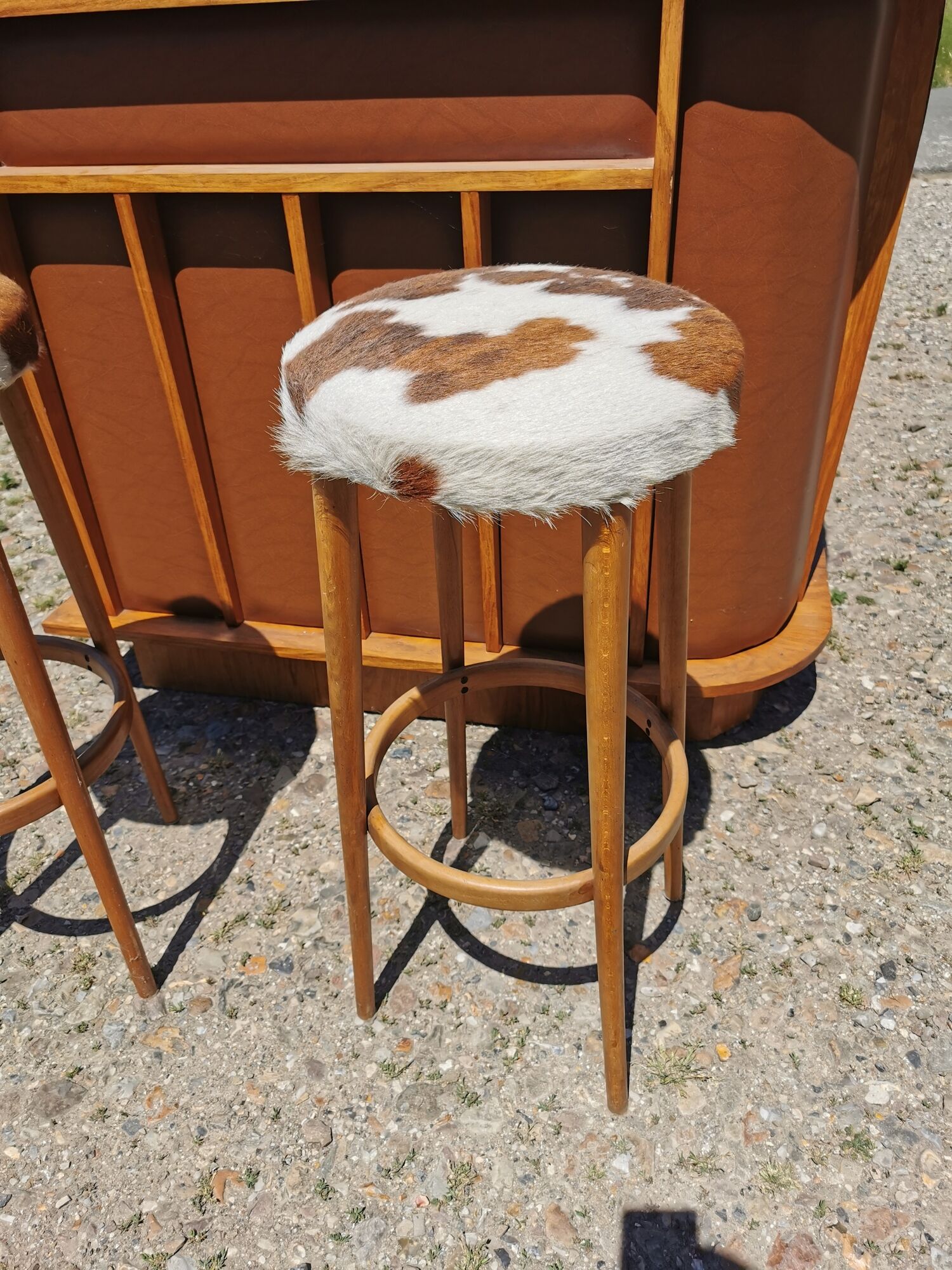 Corner bar and old stool from the 60s/ 70s, seventies skaï, vintage