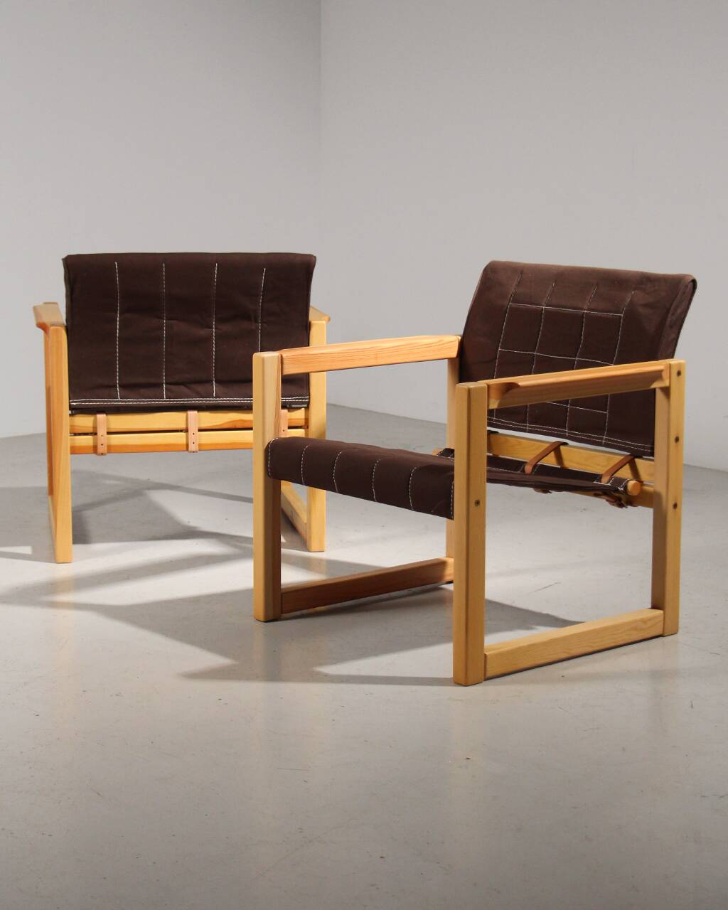 2 Créafort armchairs 1970