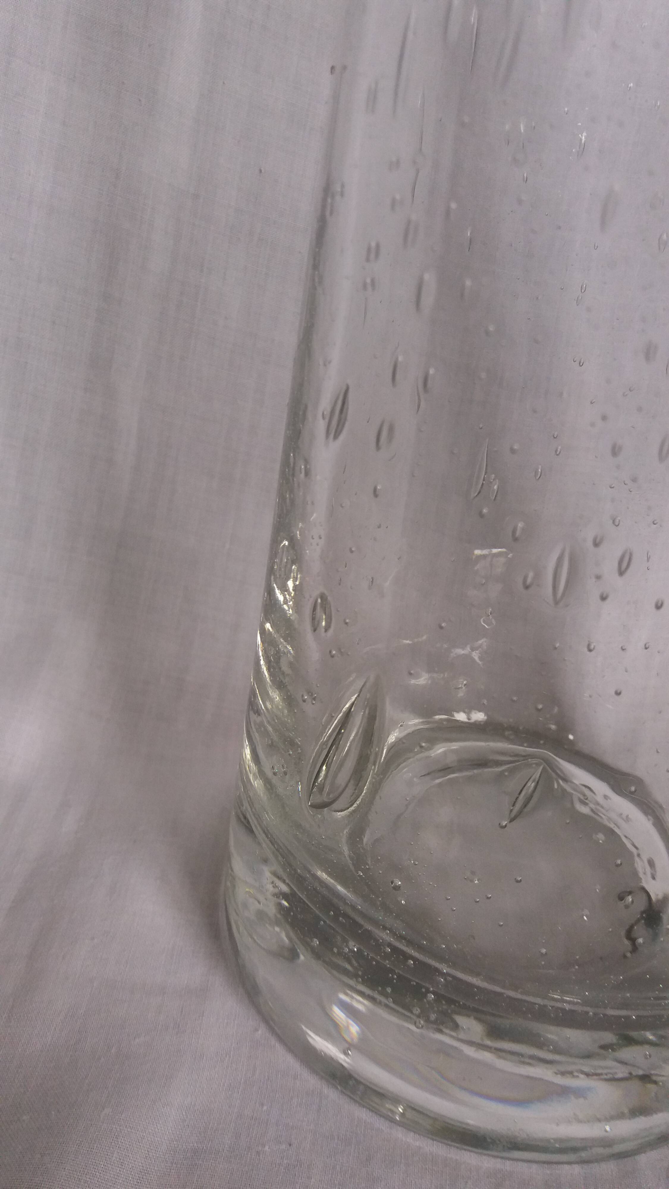 Bubble glass cylinder vase