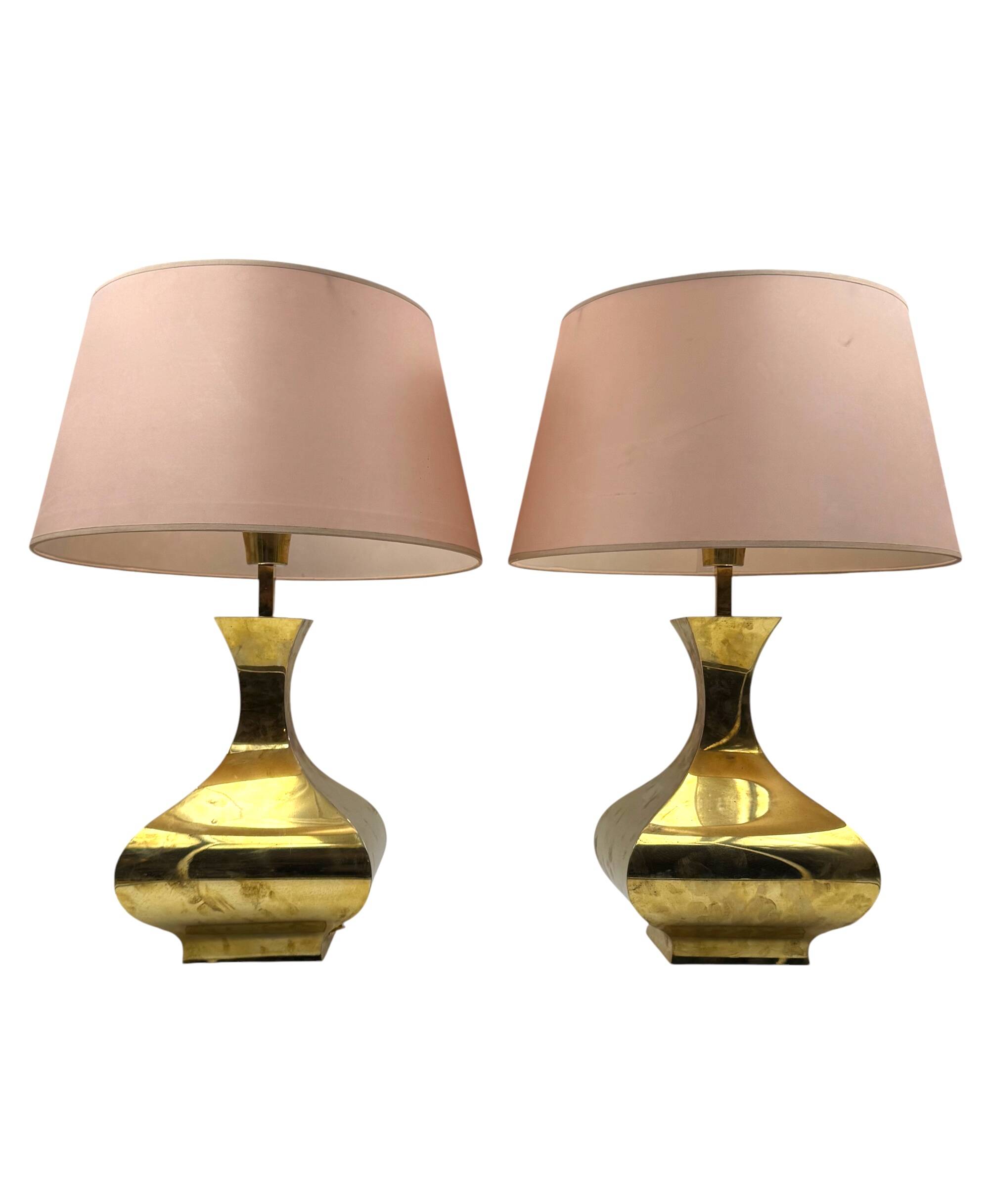 Hollywood regency set of 2 table lamps mod. Piramide, High Society Italy 70