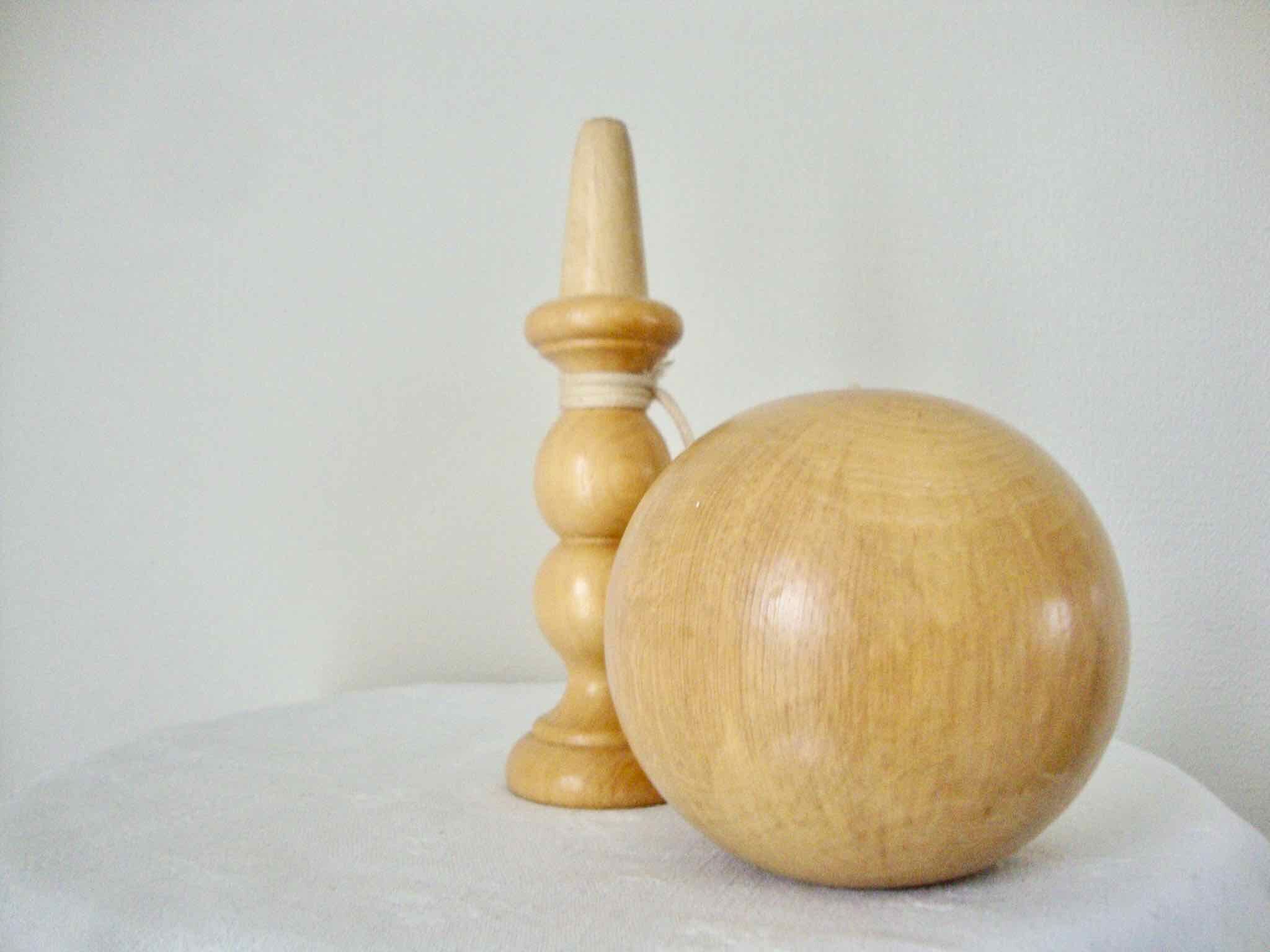 Beech wood bilboquet
