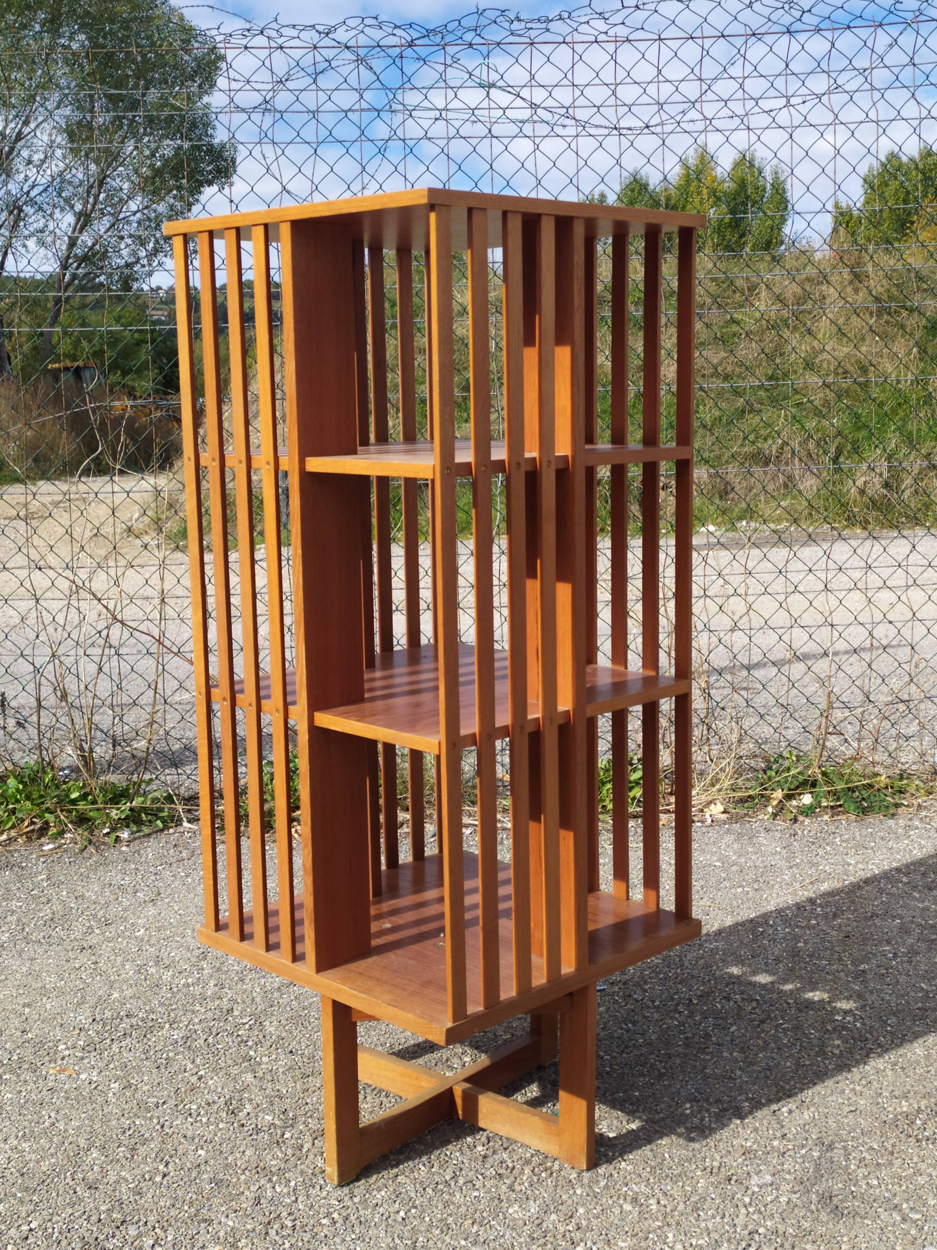 Revolving column furniture - 60s/70s