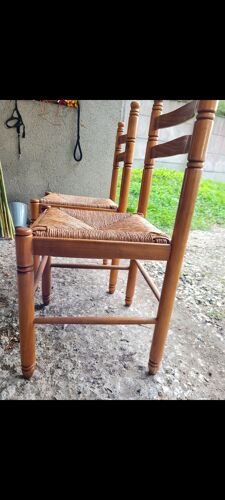 Table en chêne et 2 chaises