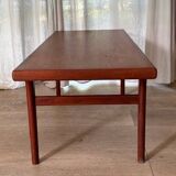 table basse en teck, Danemark années 60