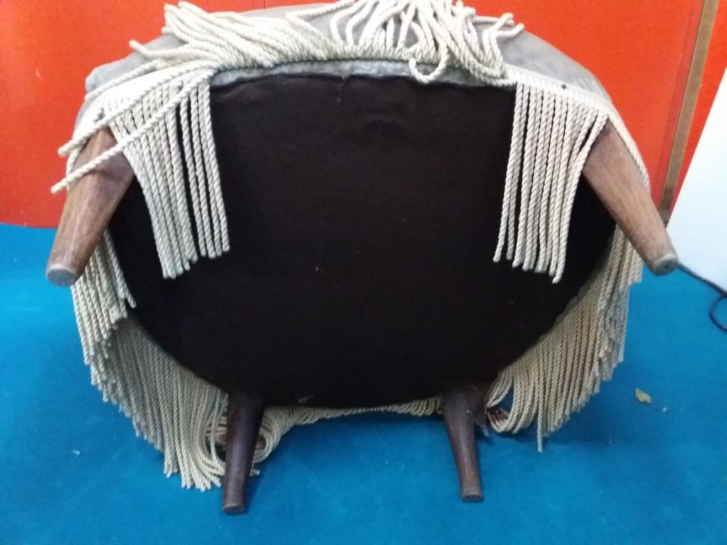 Grey velvet toad chair