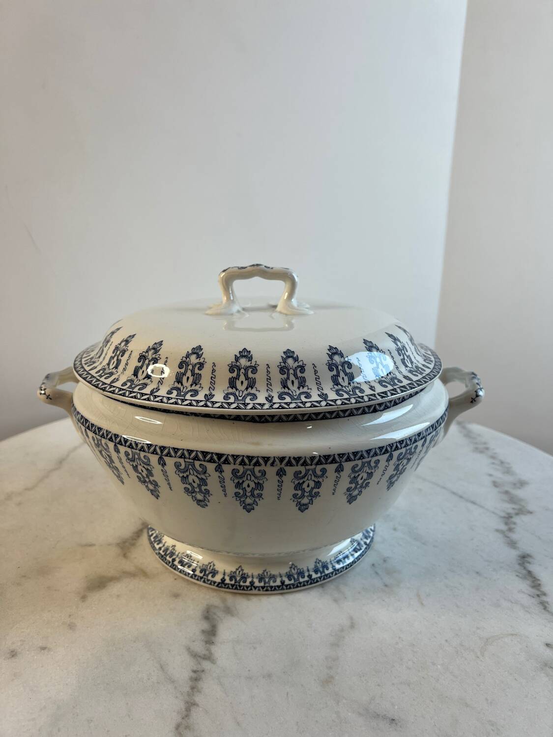 Gien annam soup tureen