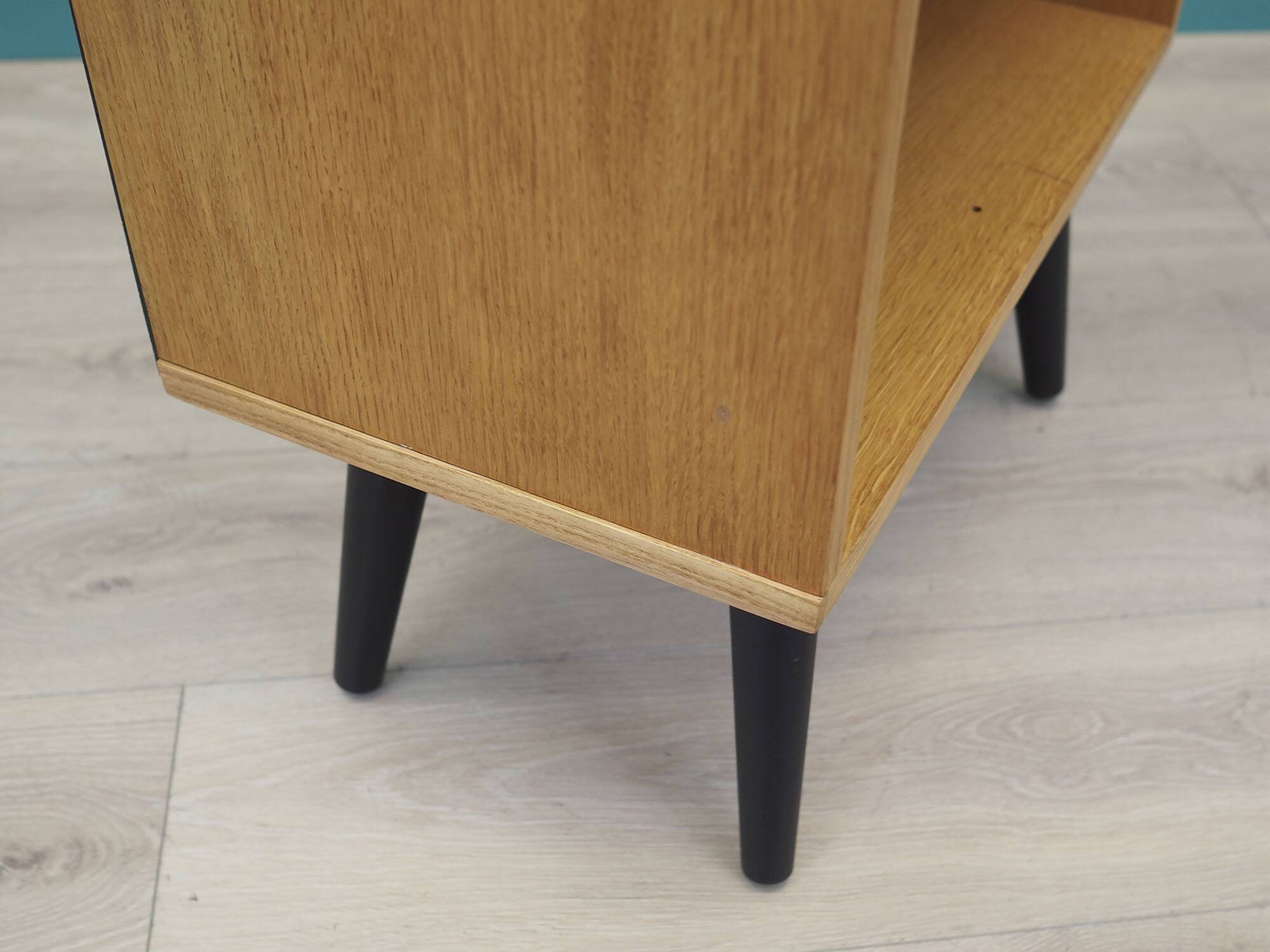 Ash bookcase, Danish design, 1970s, production: System B8