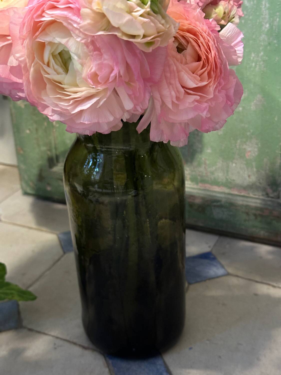 Blown glass vase in green colour