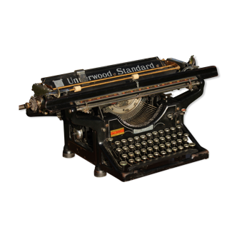 Underwood Typewriter No.3 (16 inches)