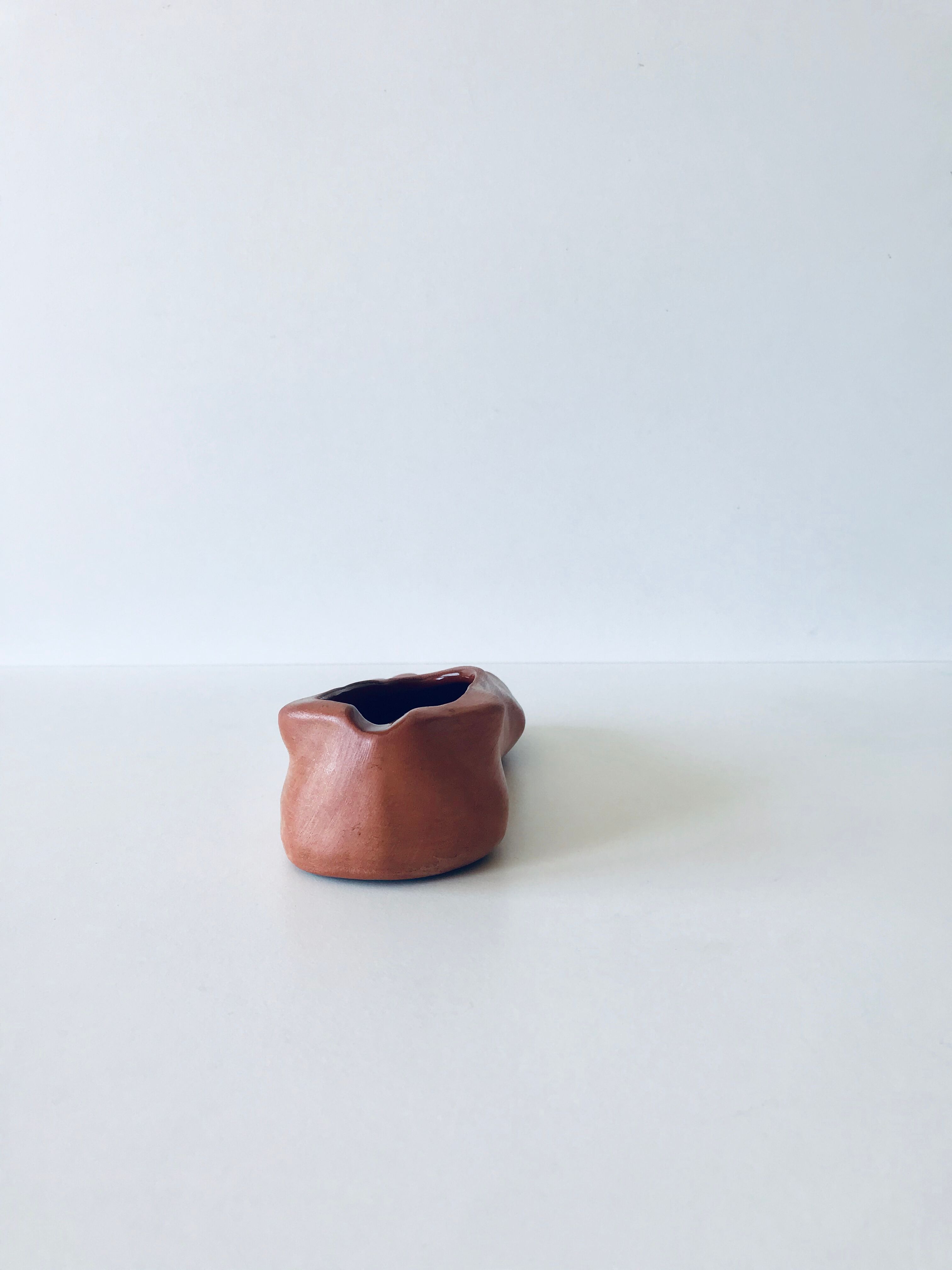 Foot ashtray signed Jean Marais