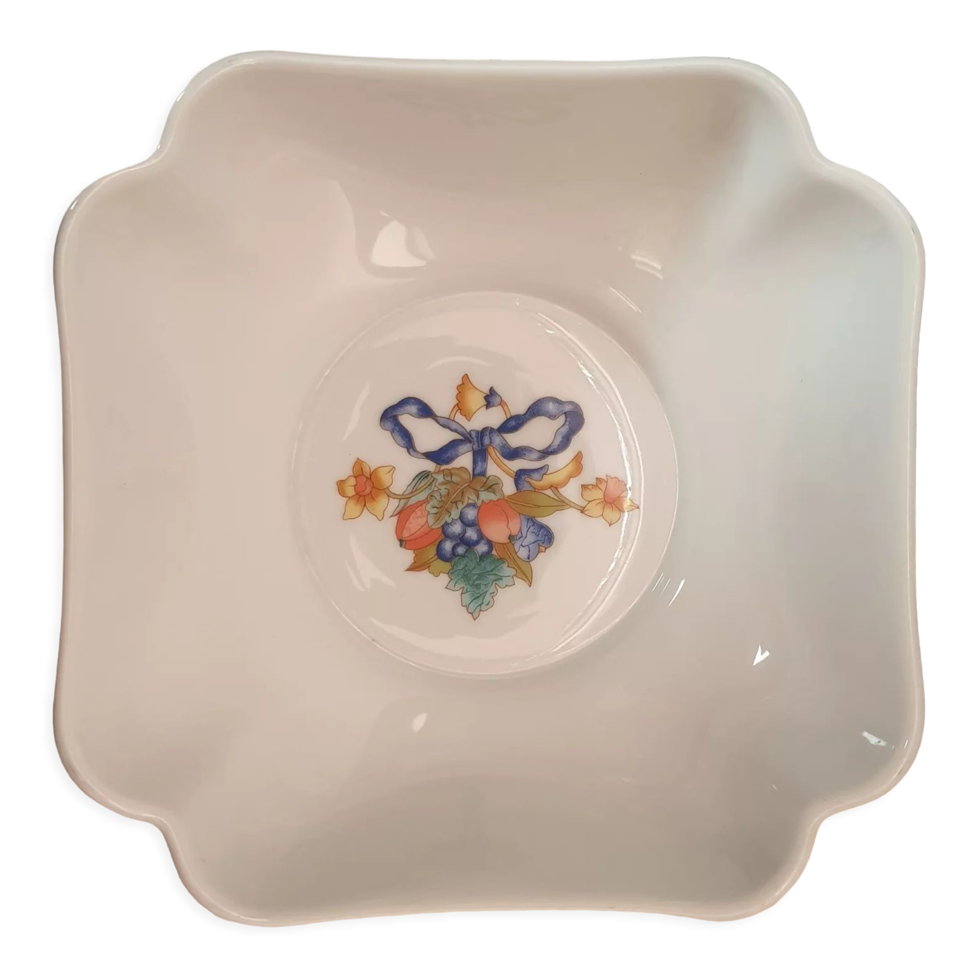 Porcelain salad bowl Bernardaud Limoges model borghese