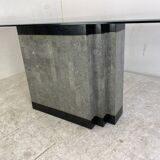 Table à manger postmoderne en pierre et marbre avec socle en laiton et plateau en verre, années 1980