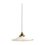 Crenellated opaline suspension