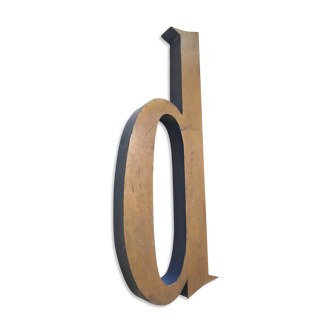 Old letter to sign iron d or p 30 cm