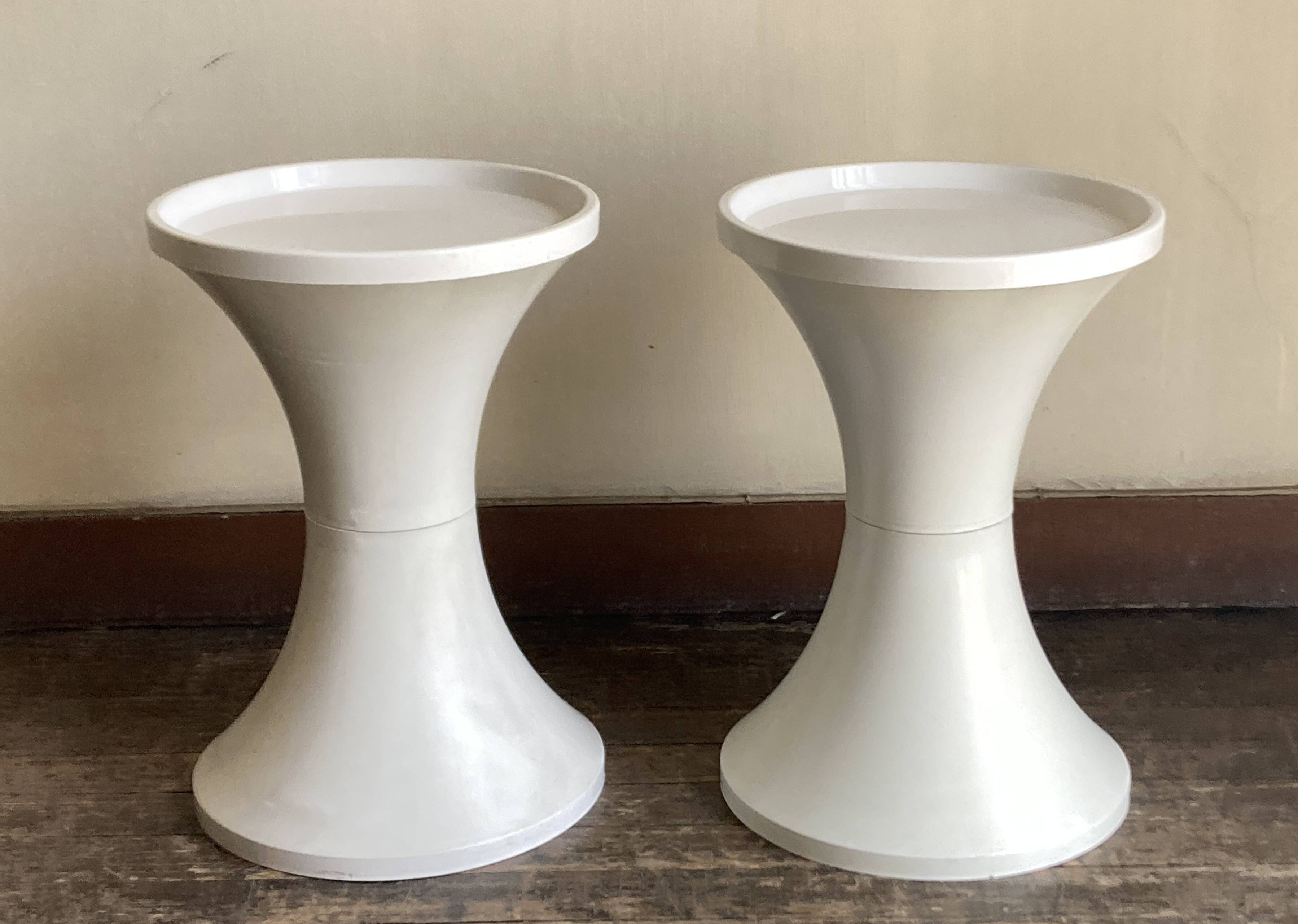 Pair of bedside tables 1970 Space Age in white ABS