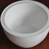 White vintage Apple ice