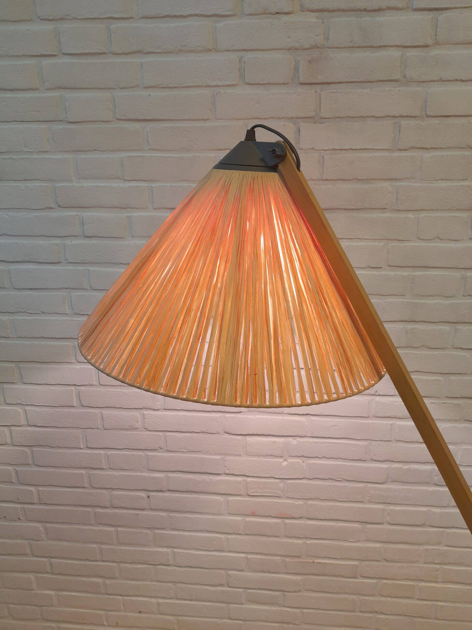 Temde floor lamp