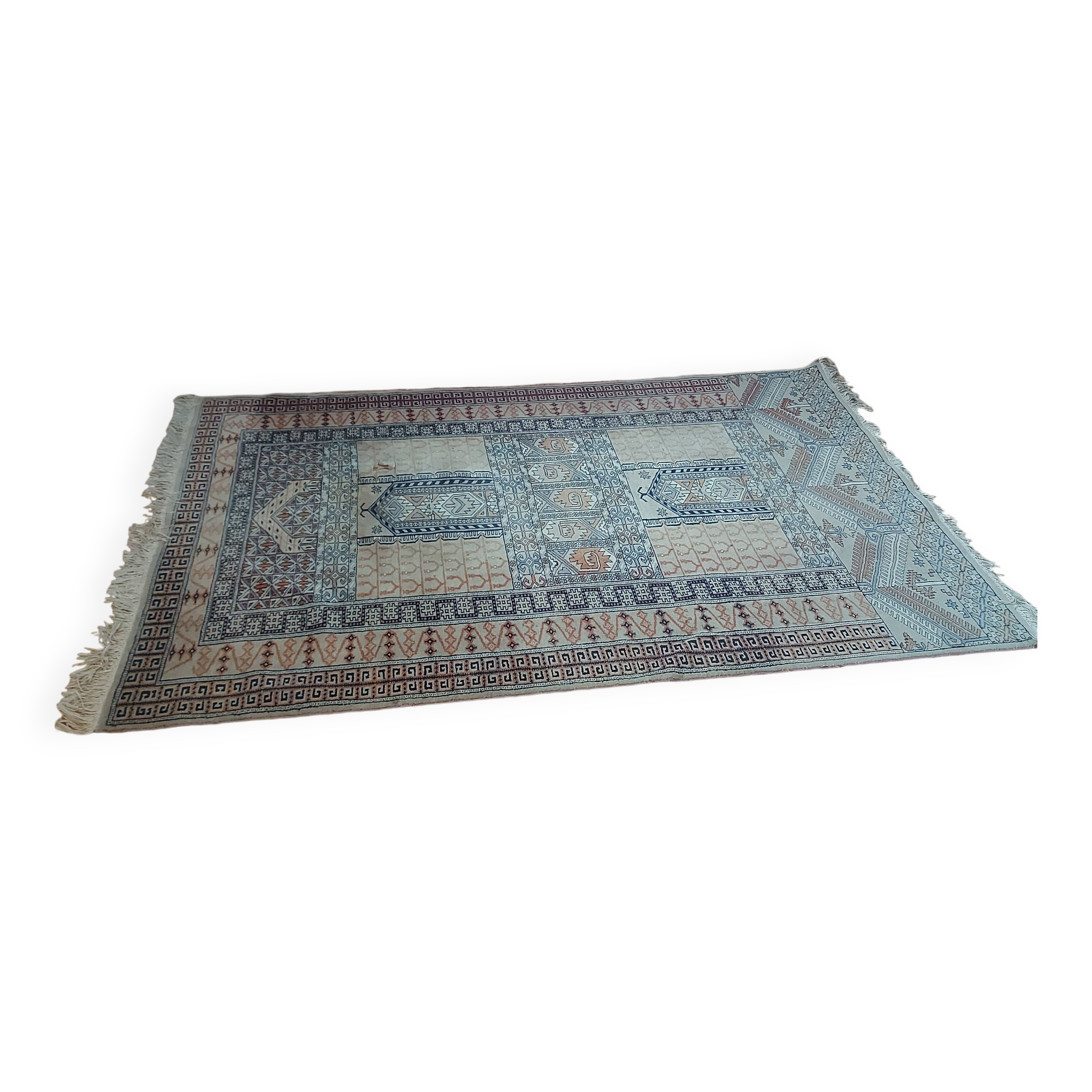 Oriental carpet 100% handmade, origin Pakistan.