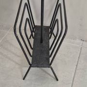 Porte revues métal 1950