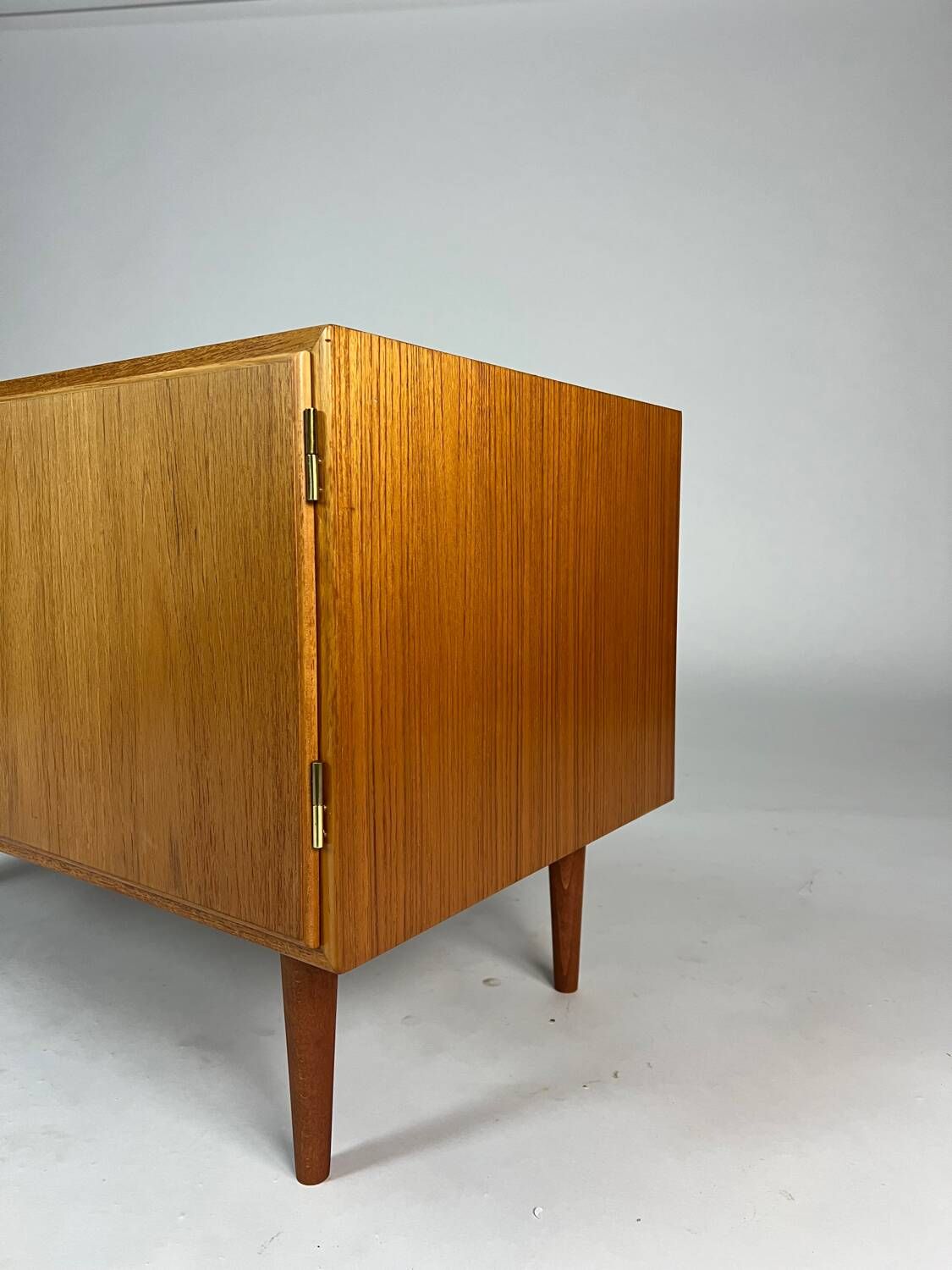Danish teak lowboard chest of drawers TV HiFi sideboard vintage 70s