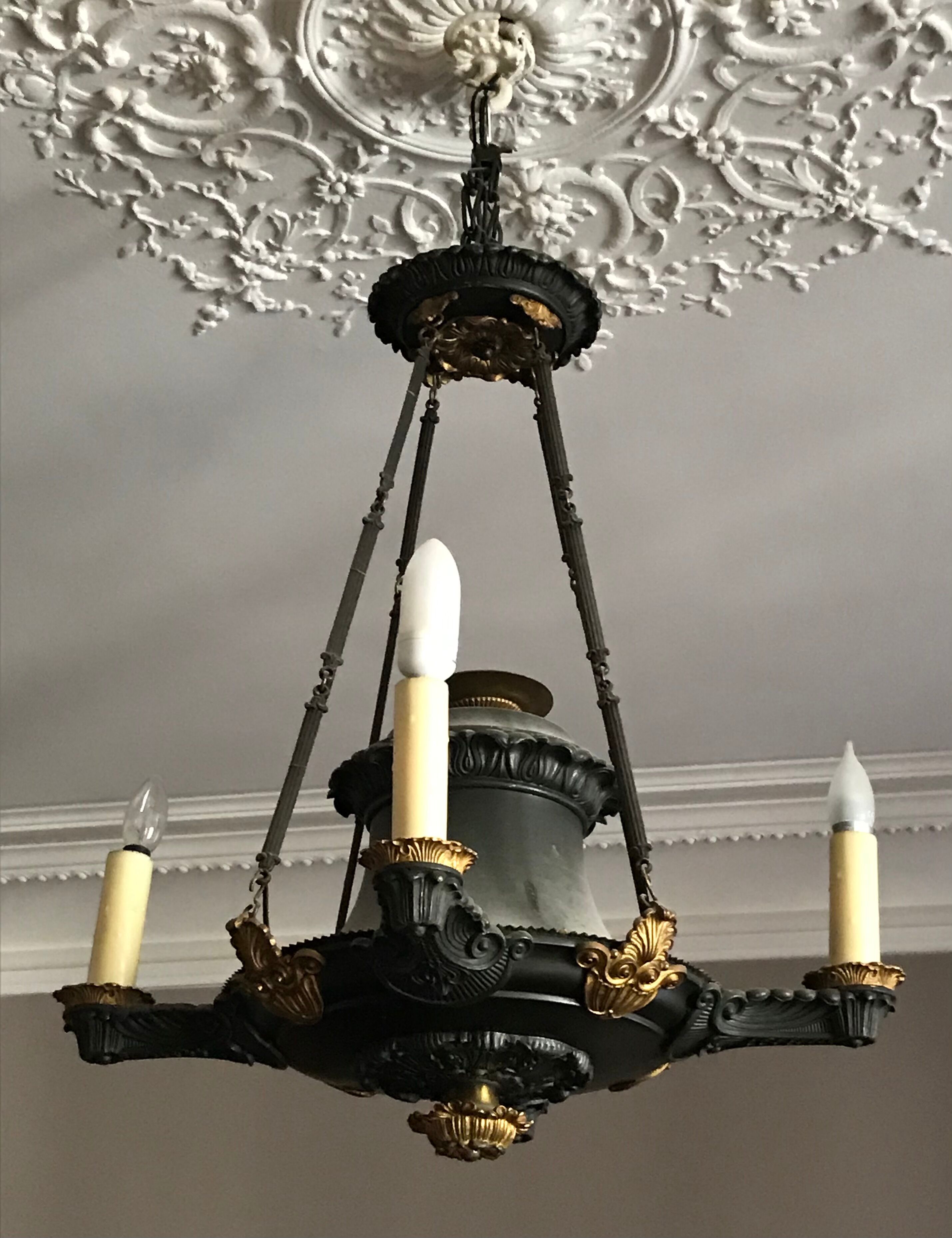 Bronze Empire-style chandelier with 4 lights