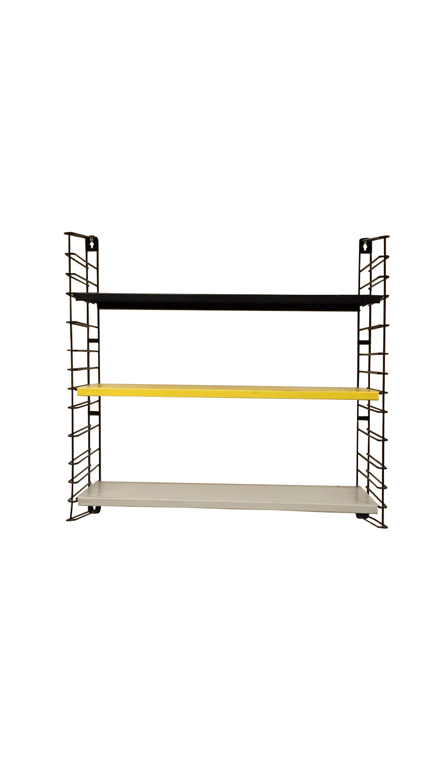 Tomado color shelves