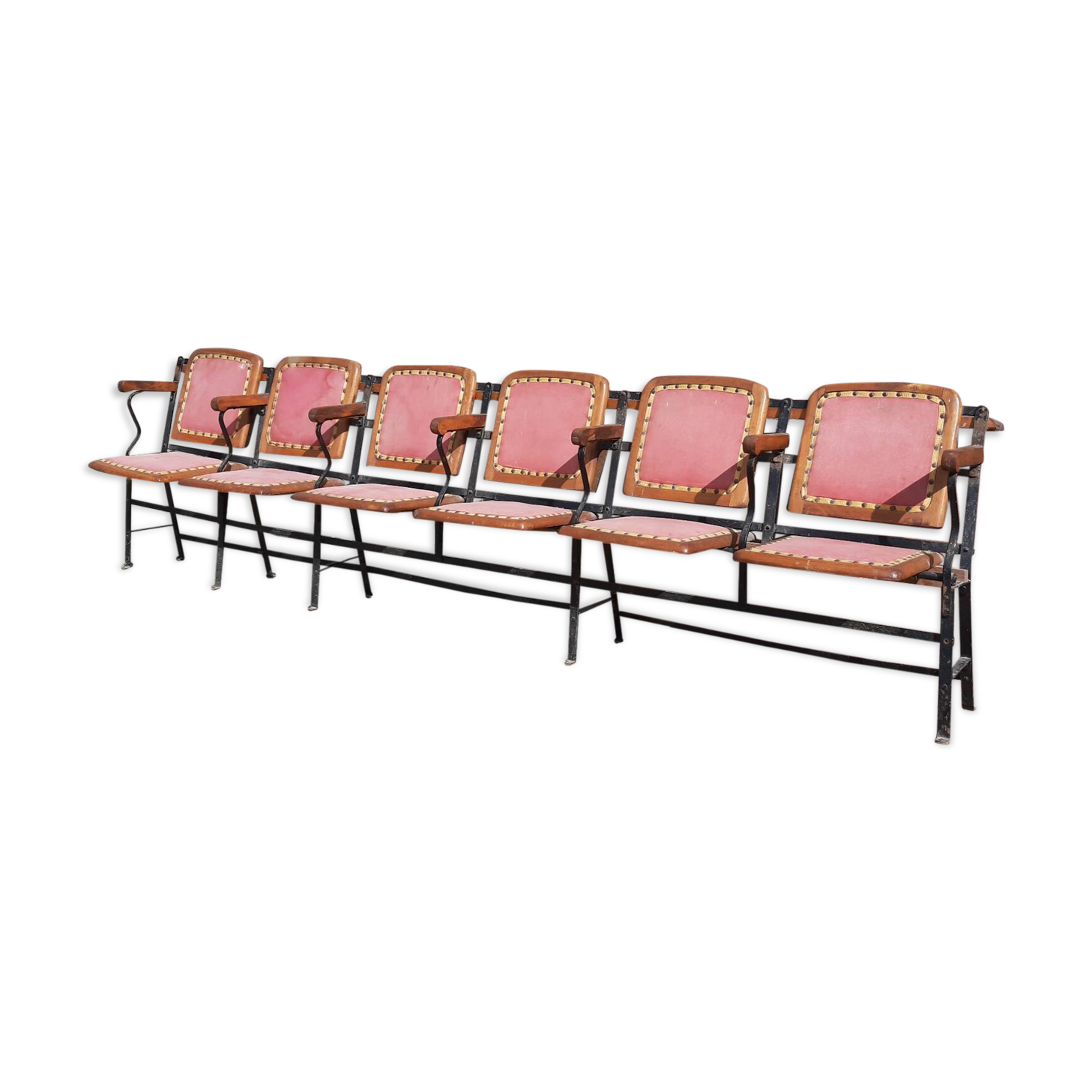 6-seater cinema seat.