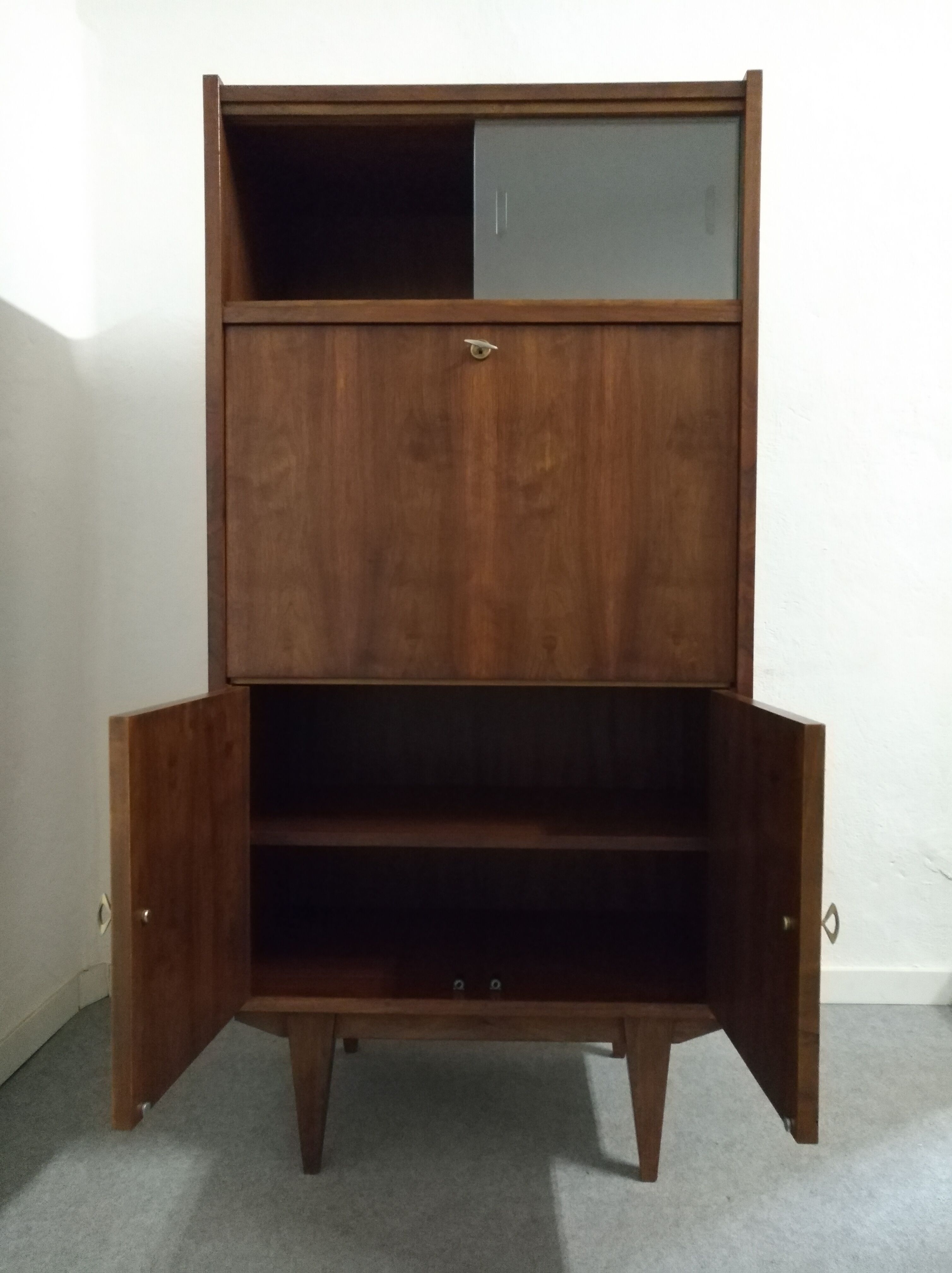 Office Secretary of the 50s/60s