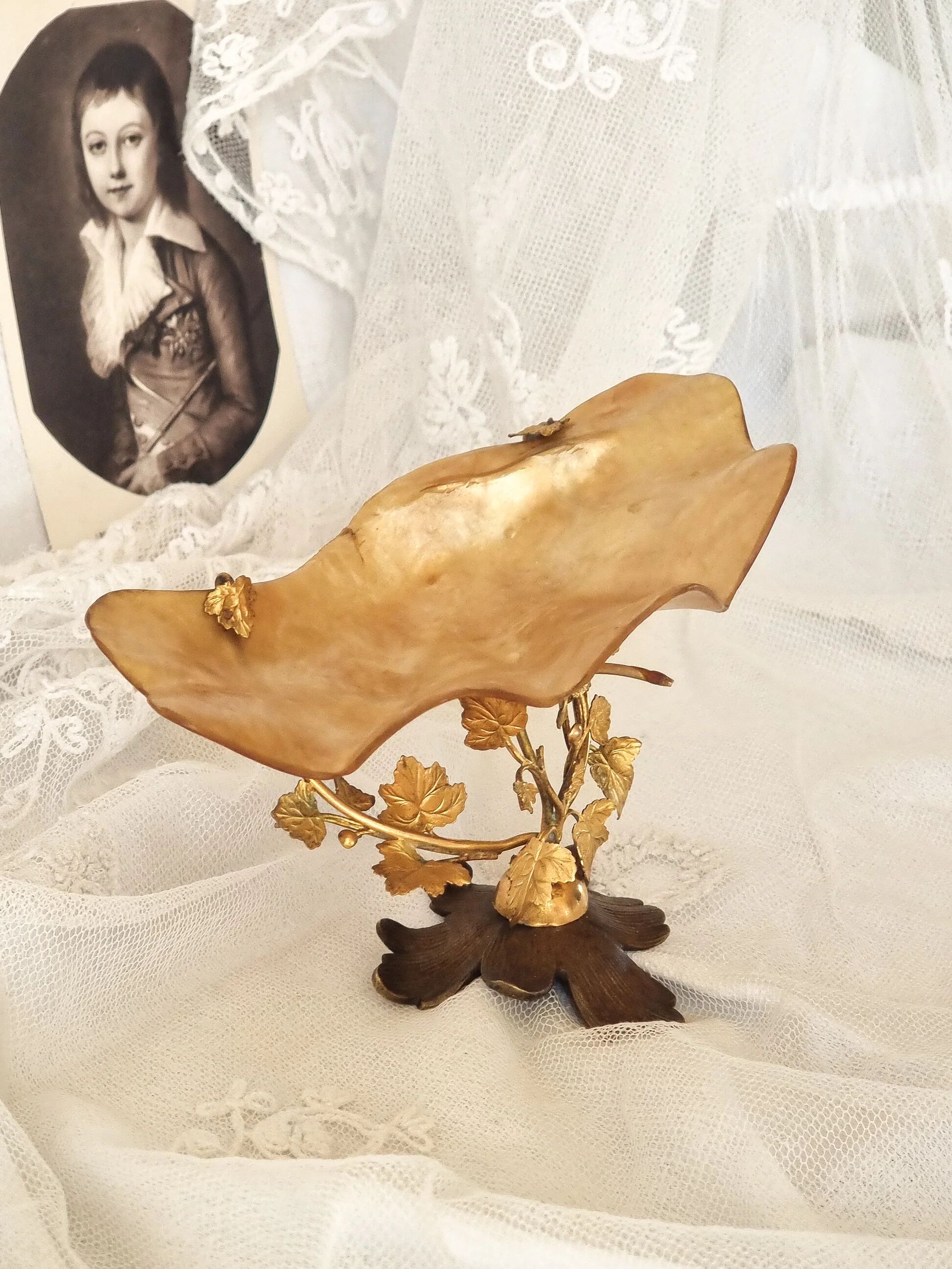 Vide-poche art nouveau