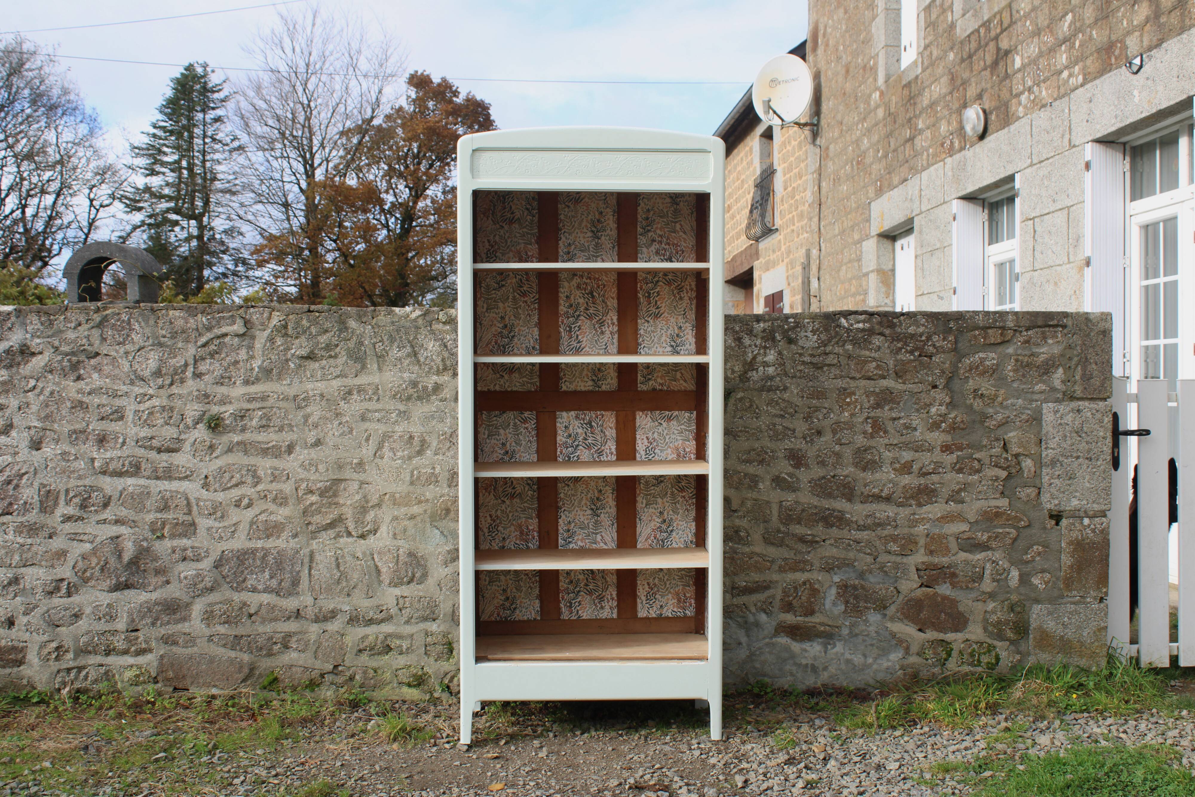 Parisian Art Deco bookcase